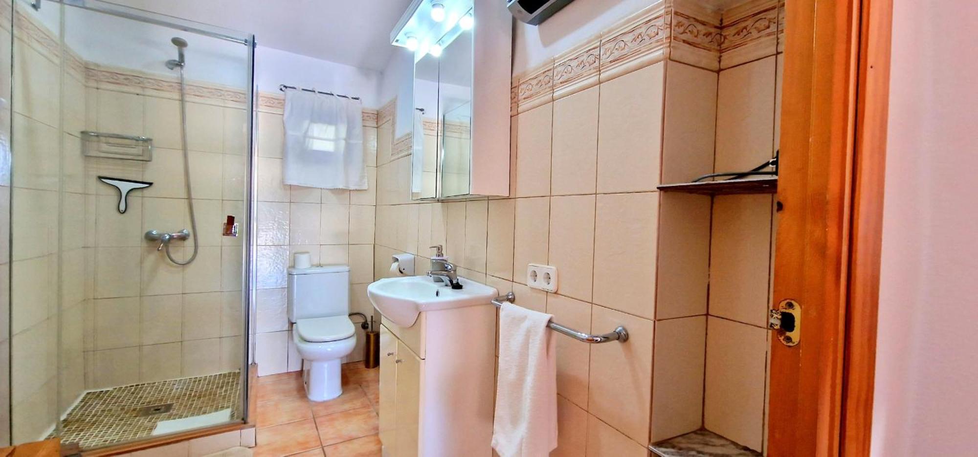 Con Piscina Rodeada De Naturaleza