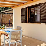 Finca Con Piscina Rodeada De Naturaleza
